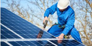 Installation Maintenance Panneaux Solaires Photovoltaïques à Beneuvre